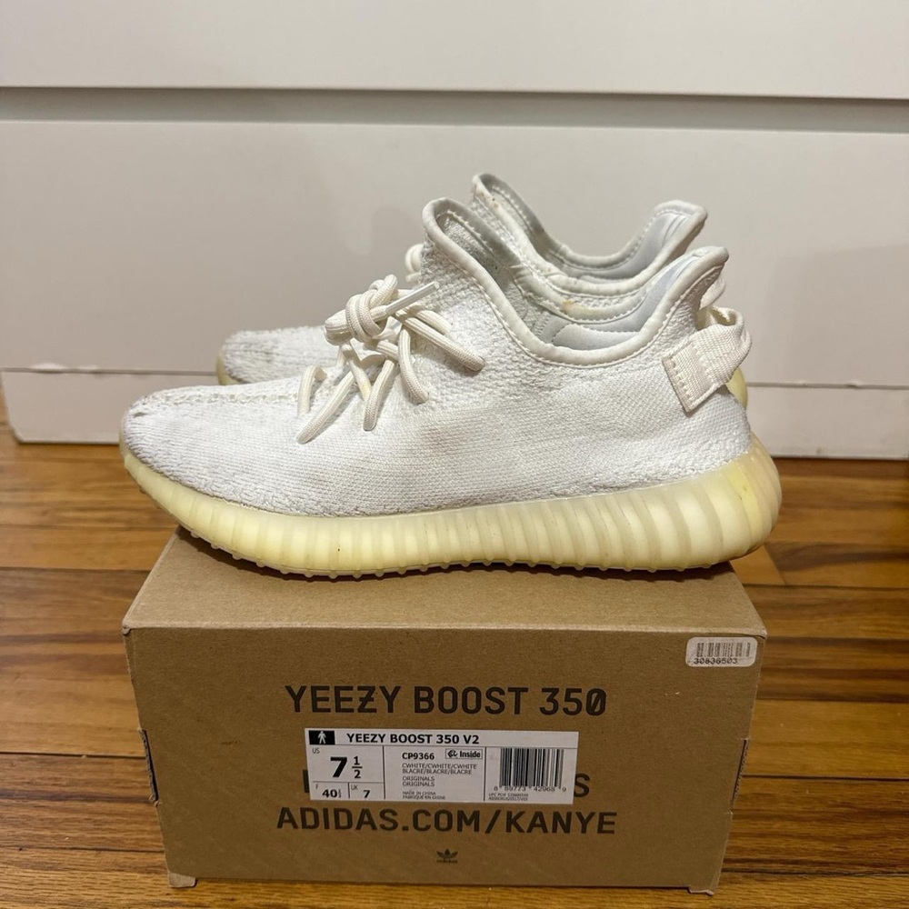 Adidas Yeezy Boost 350 V2 - Cream and White